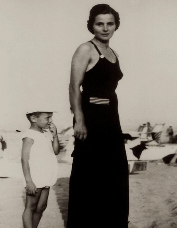 Giorgio Armani mother 