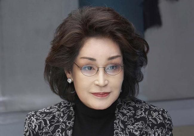 Lee Myung-Hee