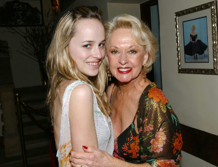 Dakota Johnson Grandmother tippi hedren