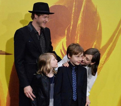 Vera Farmiga Children